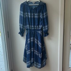 Elegant Blue Patterned Dress